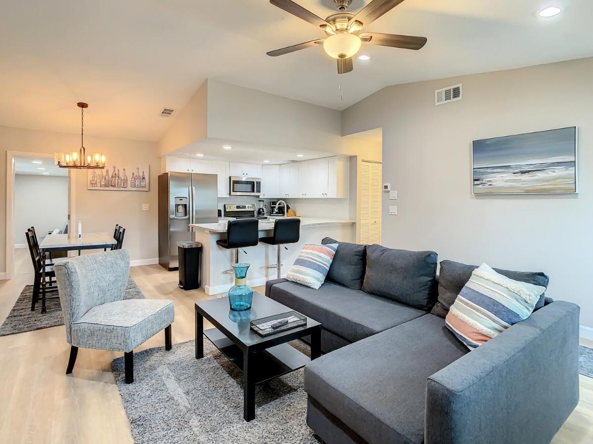 Crown Jewel Of Clearwater 10-15 Min To Beach 5 Min To St Pete Airport Villa Bagian luar foto