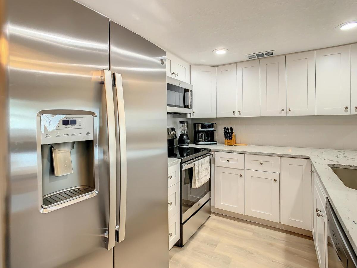 Crown Jewel Of Clearwater 10-15 Min To Beach 5 Min To St Pete Airport Villa Bagian luar foto